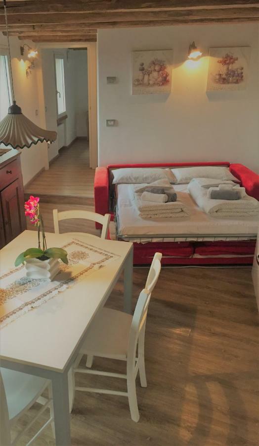 Appartement La Casa Nel Bosco à Malcesine Extérieur photo
